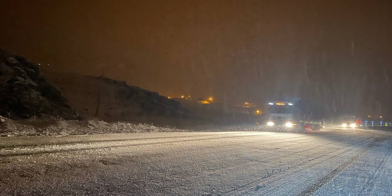 Kars, Ardahan ve Dersim'de kar etkisini artırdı