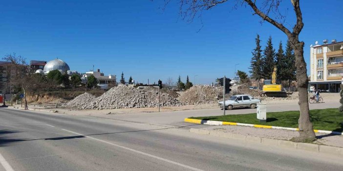 37 kişinin öldüğü Zümrüt Apartmanı 2010 yılında da haberlere konu olmuş