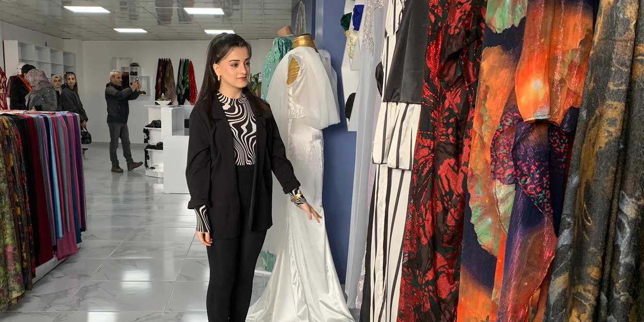 Yüksekova’da 'Helin Butik' isimli yeni bir yöresel giyim mağazası açıldı