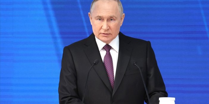 Putin kesin olmayan ilk sonuçlara göre devlet başkanlığı seçimini kazandı