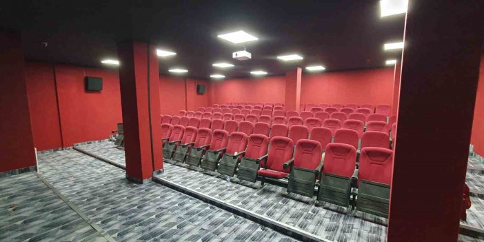 Bitlis'teki konferans salonu sinemaya çevirildi