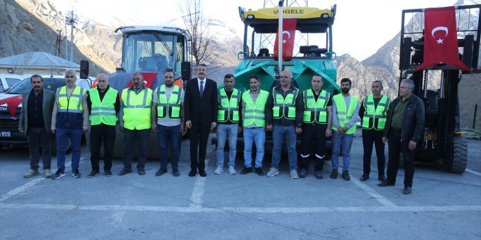 Hakkari Belediyesi ve İl Özel İdaresi'ne 12 yeni araç alındı