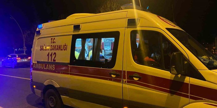 Diyarbakır’da otomobil motosiklete çarptı: 2 kişi yaralı
