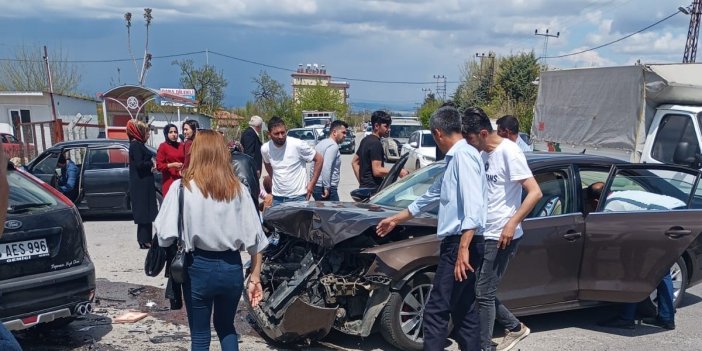 Malatya’da iki ayrı trafik kazasında 6 kişi yaralandı