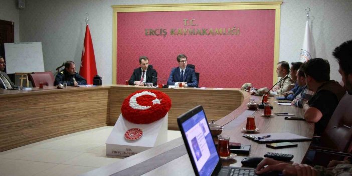 Erciş’te İnci Kefali Av Yasağı Komisyon Toplantısı