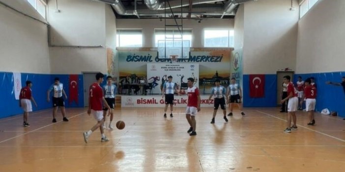 Okul Sporları Basketbol 2. Küme Mahalli Müsabakaları yapılmaya başlandı