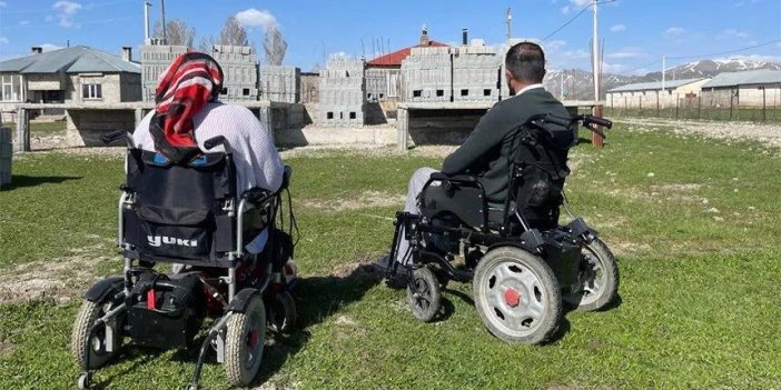 Engelli çift, inşaat halindeki evleri için destek bekliyor