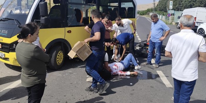 Mardin’de minibüs ile motosiklet çarpıştı: 3 kişi yaralı