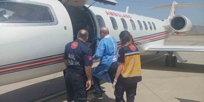 Silopi'de rahatsızlanan 20 günlük bebek ambulans uçakla Ankara’ya sevk edildi
