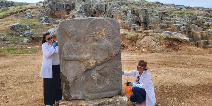 2 bin 100 yıllık steller Perre Antik Kent’te sergilenmeye hazırlanıyor
