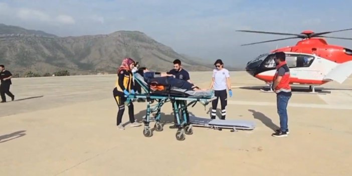 Derecik'te ambulans helikopter hamile kadın için havalandı