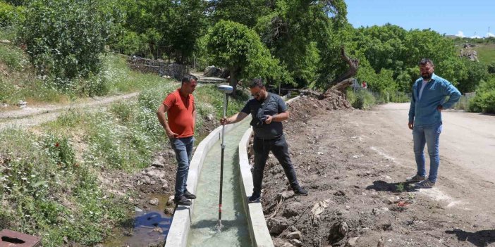 Çiftçiye sulama kanalı desteği verildi