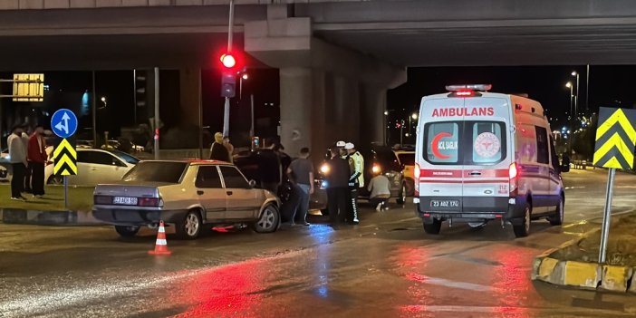 Elazığ'da zincirleme kazada 3 kişi yaralandı