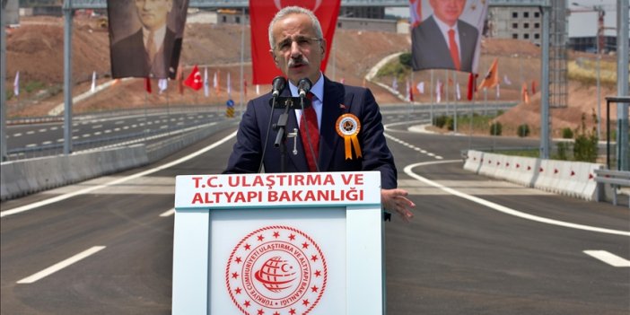 Bakan Abdulkadir Uraloğlu: Depremden etkilenen illerimizde bağlantı ve imar yolunun yapım çalışmalarını sürdürüyoruz