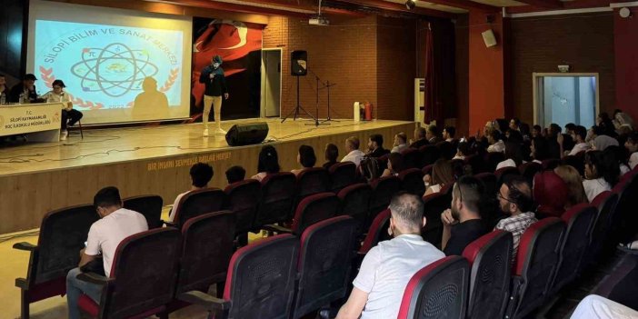 Silopi’de liseler arası altın ödüllü ses yarışması yapıldı