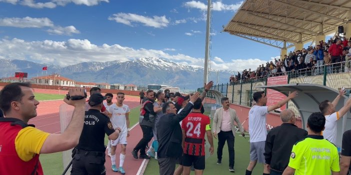 Erzincan’da amatör lig maçında kavga: 1 yaralı