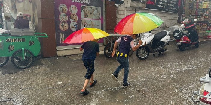 Kilis’te sağanak yağış hayatı olumsuz etkiledi