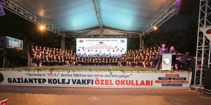 GKV Özel Liseleri 60. yıl mezunlarını verdi