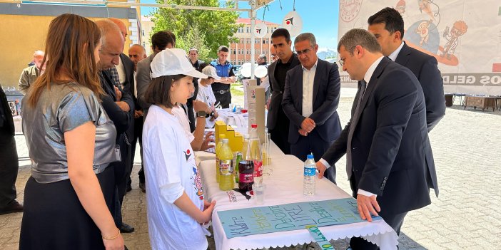 Yüksekova'da Bilim ve Kültür şenliği düzenlendi