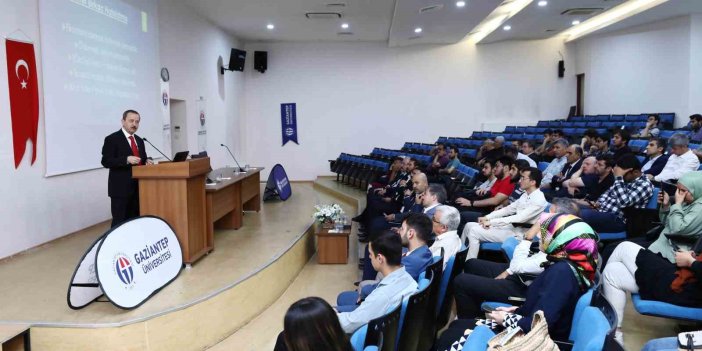 “Küresel ve Bölgesel Ticaret Hatları Değişiminde Türkiye nerede” konferansı düzenlendi