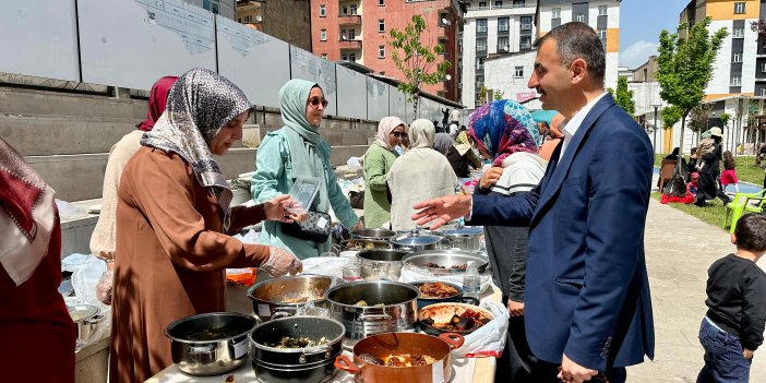 Yüksekova'da ihtiyaç sahibi öğrencilere ve Kuran kurslarına destek kermesi