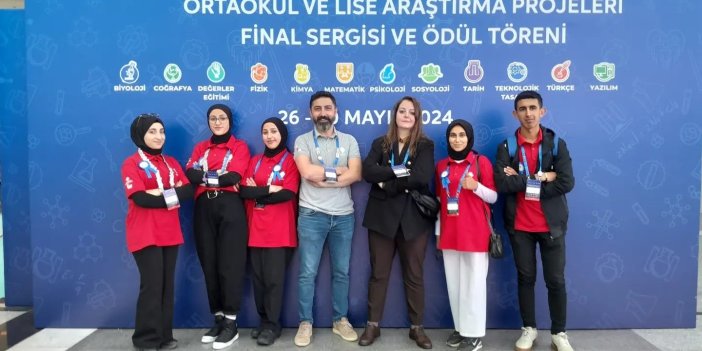 Erzurumlu öğrenciler projede başarı elde etti