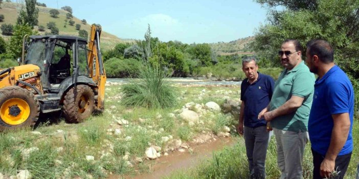 Siirt’te köy yollarında çalışan personel denetlendi