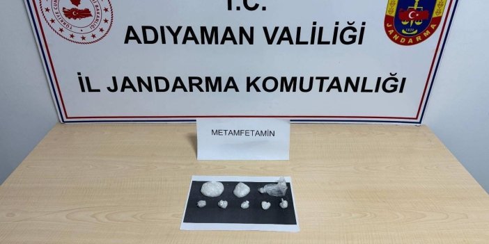 Uyuşturucuyla yakalanan 2 kişi tutuklandı