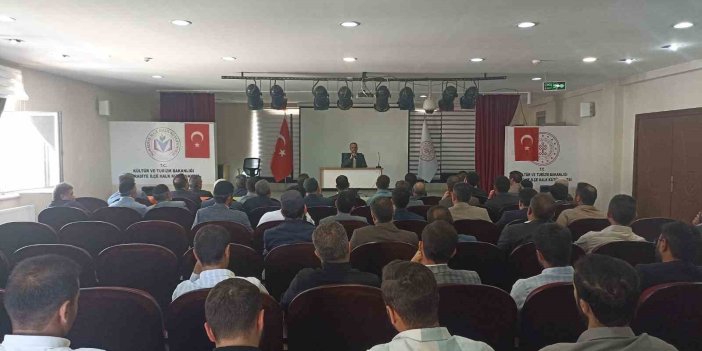 Muradiye’de “İş Ahlakı” konulu seminer yapıldı