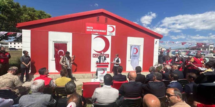 Erciş’te Kızılay Sosyal Destek Merkezi açılışı yapıldı