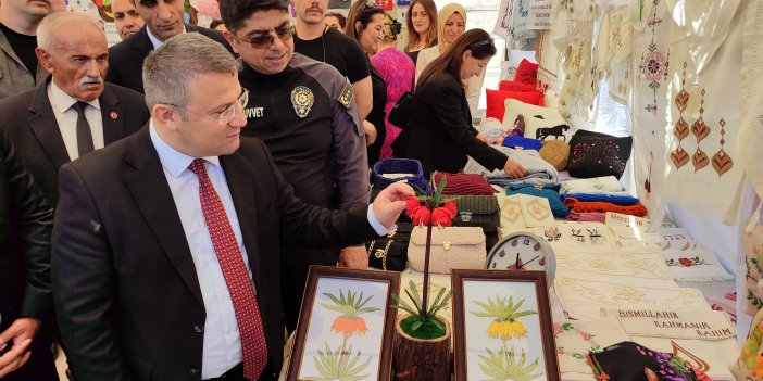 Yüksekova'da Hayat Boyu Öğrenme Haftası ve Kermes etkinliği düzenlendi