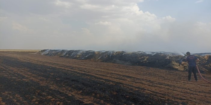 Mardin’de 300 ton saman balyası yanarak kül oldu