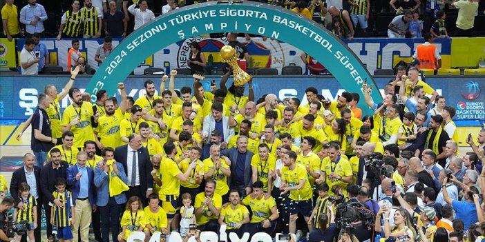 Potada şampiyon Fenerbahçe Beko