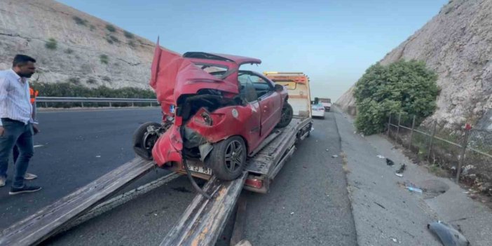 Urfa’da yolcu otobüsü ile otomobil çarpıştı: 1 ölü, 2 yaralı