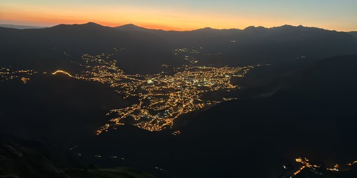 Sümbül Dağı'nda gece tırmanışı: Doğaseverler zirvede buluştu