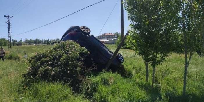 Erciş’te otomobil takla attı: 2 kişi yaralı