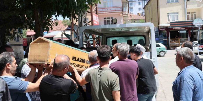 Elazığ'da isteme günü kalp krizi geçirerek yaşamını kaybeden genç kız, son yolculuğuna uğurlandı
