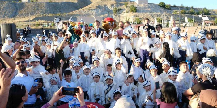 Erzincan’da Geleneksel Toplu Sünnet Şöleni  bu yılda devam ediyor