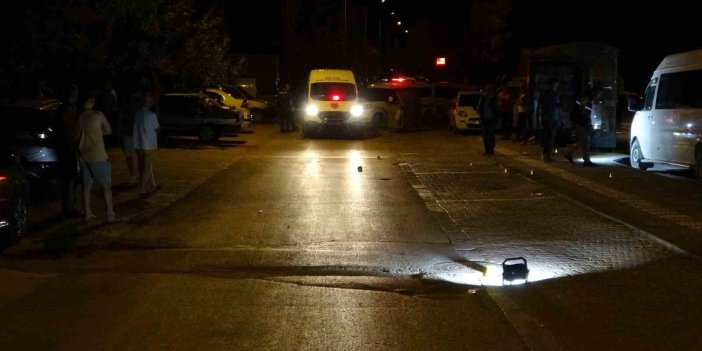 Malatya'da kardeşlerin silahlı ve bıçaklı kavgasında kurşunlar havada uçuştu: 2 yaralı