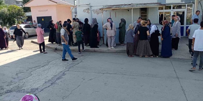 Diyarbakır’da şarampole uçan otomobilde baba öldü, oğlu yaralandı