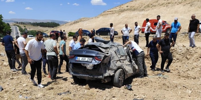 Malatya'da otomobil şarampole uçtu,1 kişi yaralandı