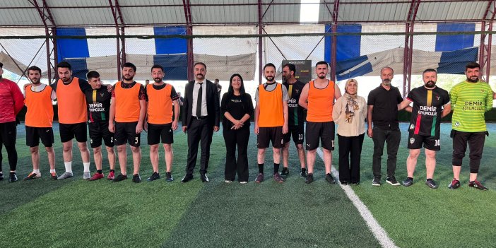 Yüksekova: Gülistan Doku Futbol Turnuvası’nda çeyrek final heyecanı
