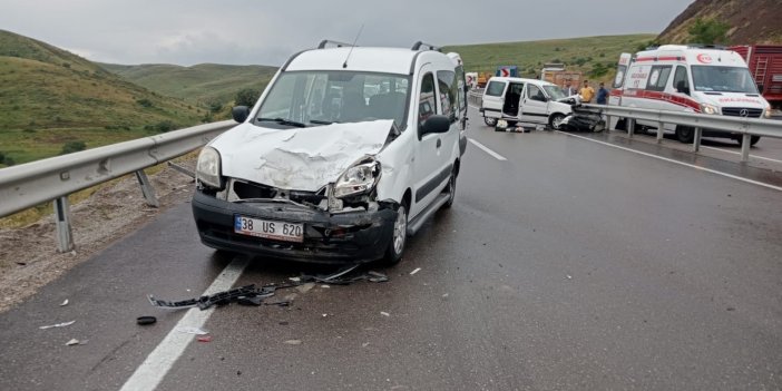 Aşkale’de zincirleme trafik kazası: 4 kişi yaralandı