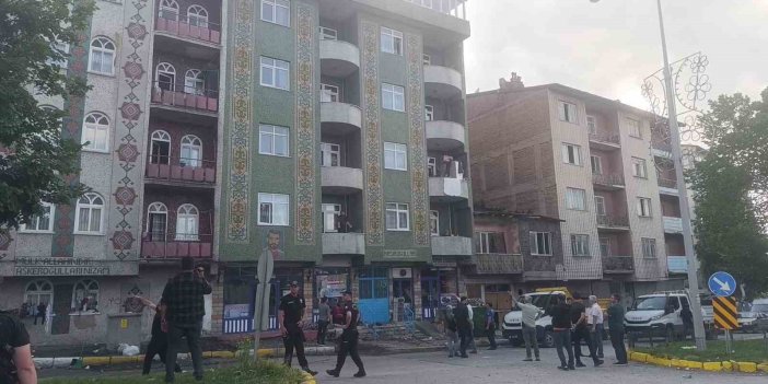 Mahallede husumetli aileler arasında kavga: 3 yaralı, 7 gözaltı