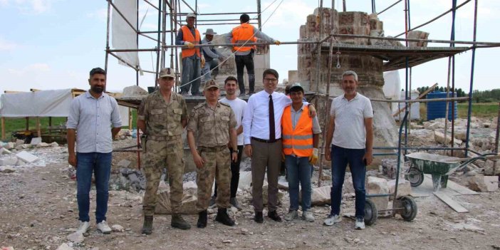 Erciş’te 2011 Van depreminde hasar gören kümbette restorasyon çalışması sürüyor