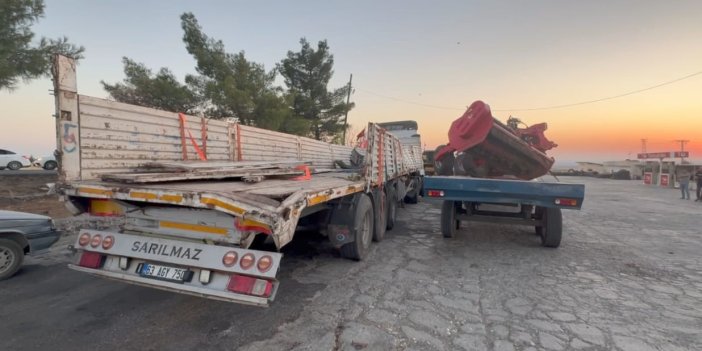 Urfa'da traktör yüklü tır devrildi: 1 yaralı
