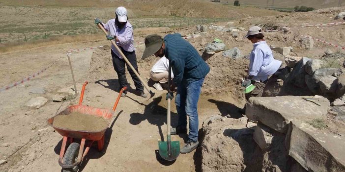 Van'da Urartu’nun yeni ölü gömme şekline rastlandı