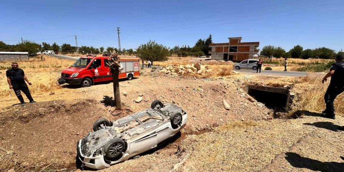 Otomobil dere yatağına yuvarlandı: 3 kişi yaralandı