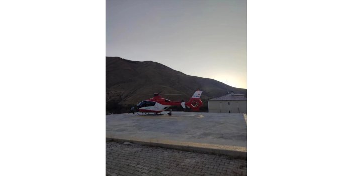 Van'da yüksekten düşen 4 yaşındaki çocuk için ambulans helikopter havalandı