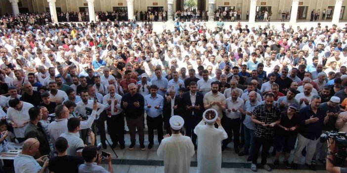 Antep’te İsmail Haniye için gıyabi cenaze namazı kılındı